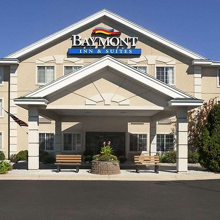 Baymont By Wyndham Mackinaw City Bagian luar foto